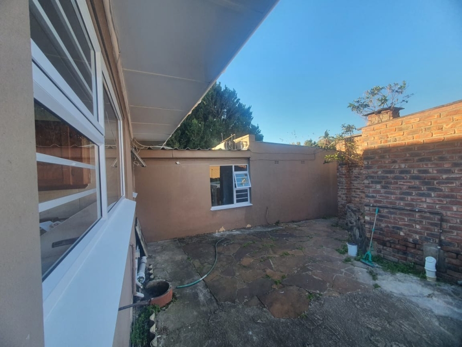 To Let 3 Bedroom Property for Rent in Beacon Bay Eastern Cape